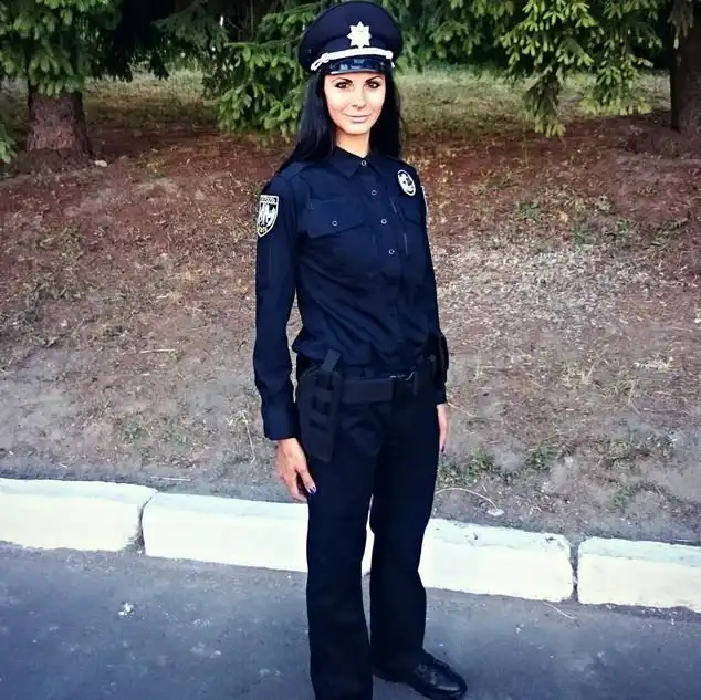 Новой звездой сети стала сотрудница патрульной полиции Киева Людмила Милевич