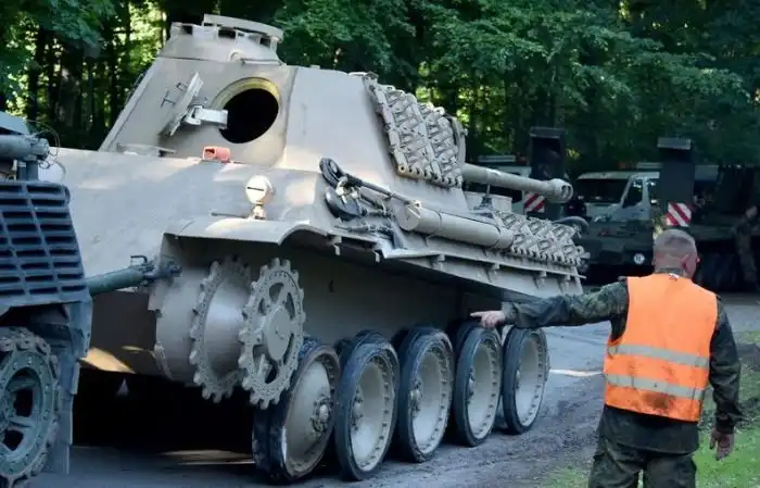 В подвале пожилого немца обнаружили танк «Пантера»