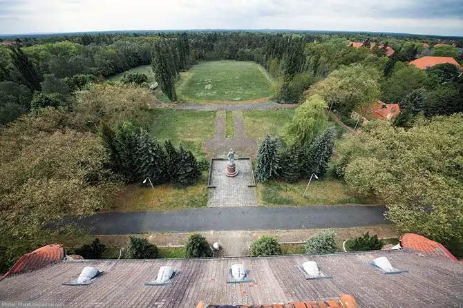 Заброшенный штаб группы советских войск в Германии