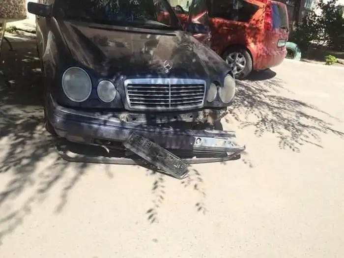 Порядочный виновник ДТП без свидетелей оставил записку