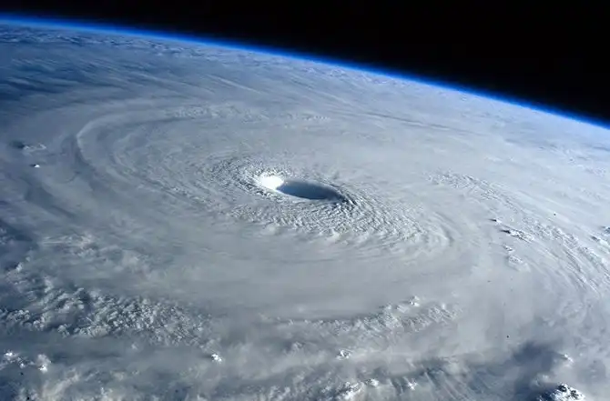 Вокруг Солнечной системы