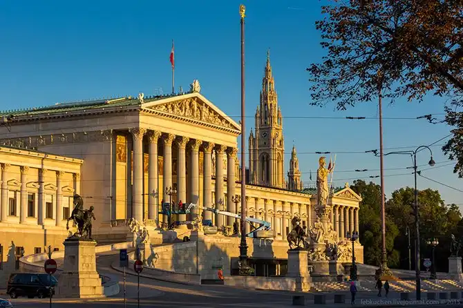 Прекрасная Вена. В поисках света