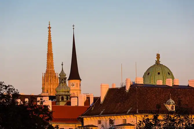 Прекрасная Вена. В поисках света