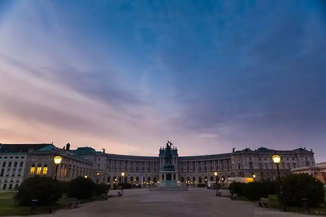 Прекрасная Вена. В поисках света