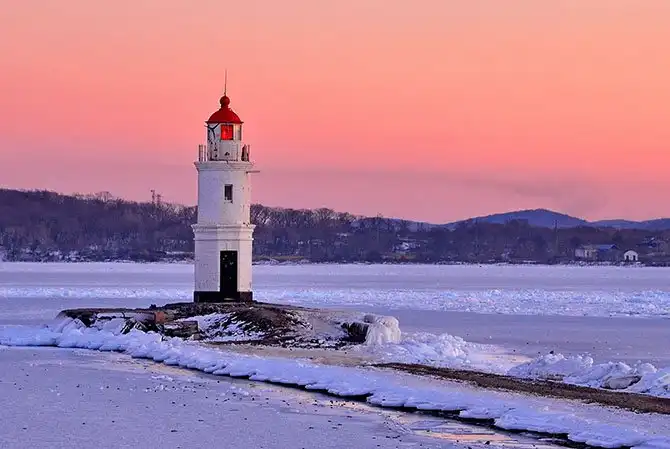 Путешествие к маякам России