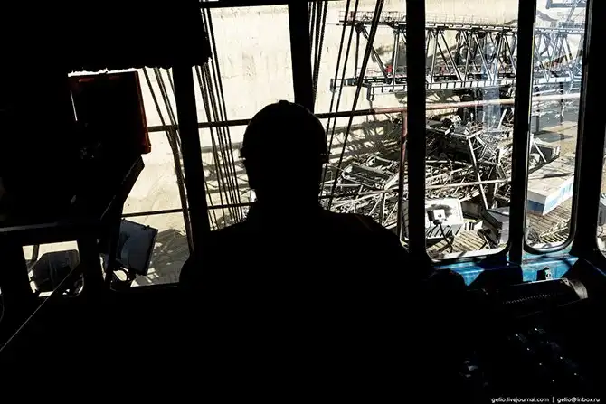 Назаровский угольный разрез. Здесь могли бы снимать «Безумного Макса»