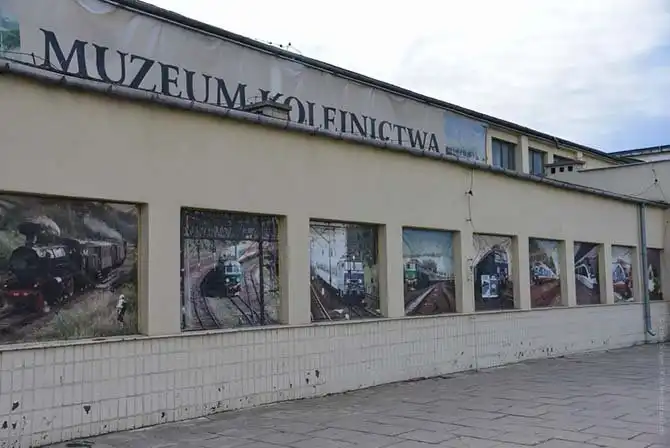 Экскурсия в железнодорожный музей Варшавы