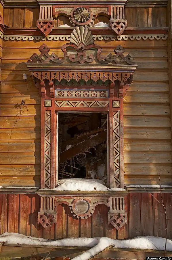 Два удивительных затерянных дома в Костромской области.