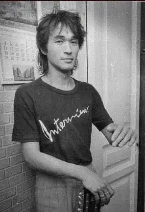 Старые детские фотографии Виктора Цоя.