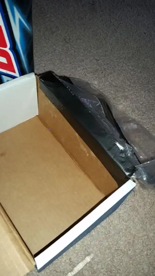 Сюрприз для тех кто любит воровать чужие посылки