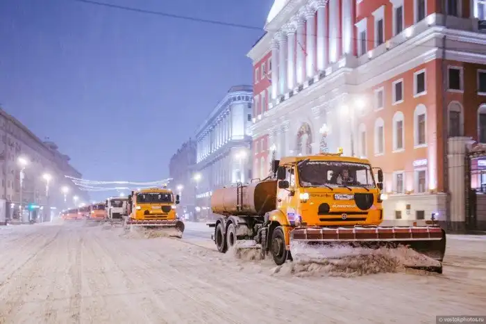 Как убирают московский снег