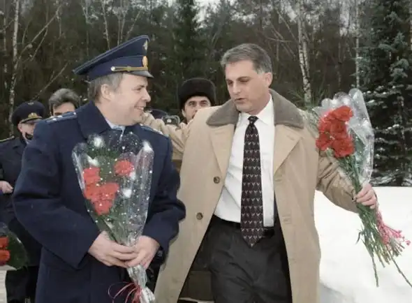 30 лет с момента запуска космической станции "Мир"