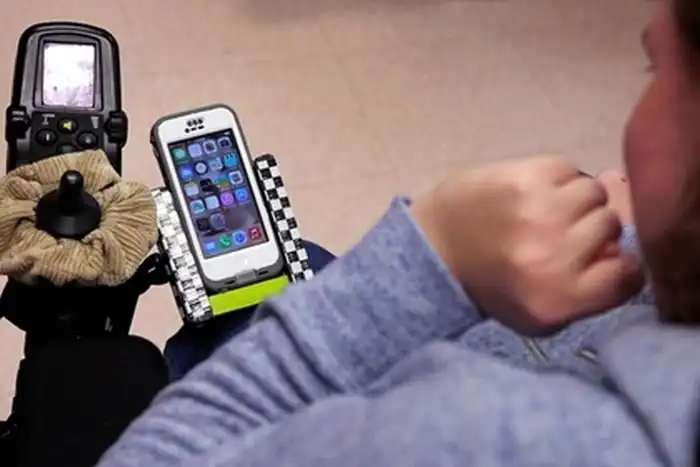 ФБР требует Apple предоставить доступ к некоторым своим устройствам