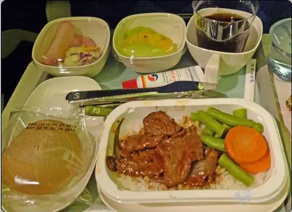 Авиакомпании, которые ненавидят путешественники: СПИСОК