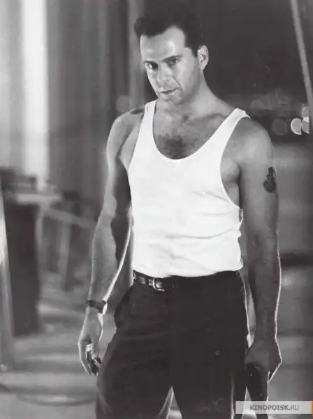 День рождения Брюса Уиллиса