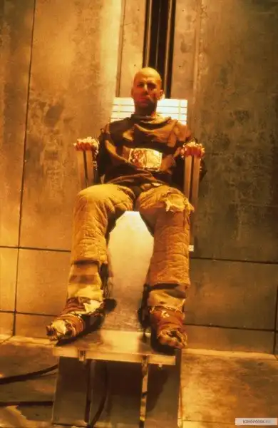 День рождения Брюса Уиллиса