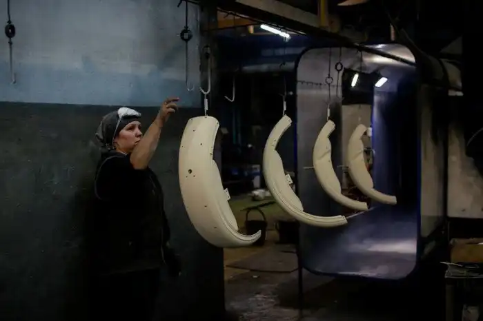 Как собирают мотоциклы «Урал»