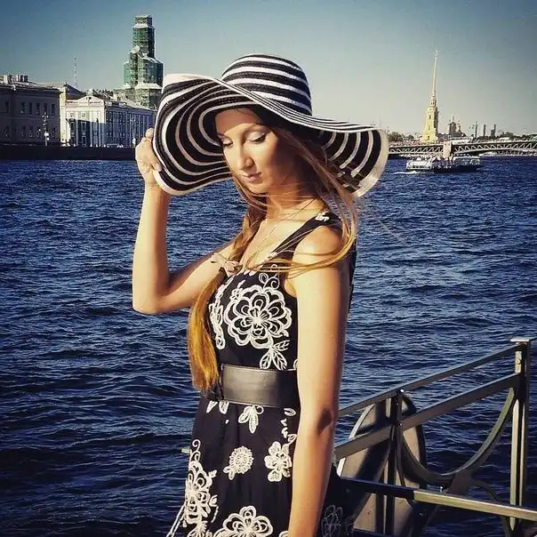 В финале конкурса красоты «Миссис Мира-2016» выступит представительница Луганска Валерия Былинина