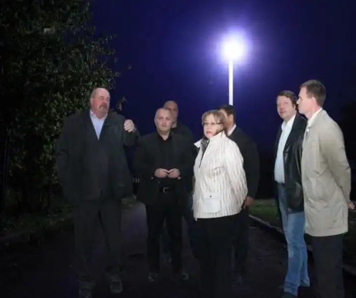 Челябинские чиновники с помощью фотошопа «установили» новые фонари