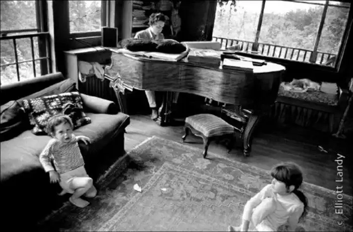 Как жить, если папа поет: культовые рок-музыканты и их семьи