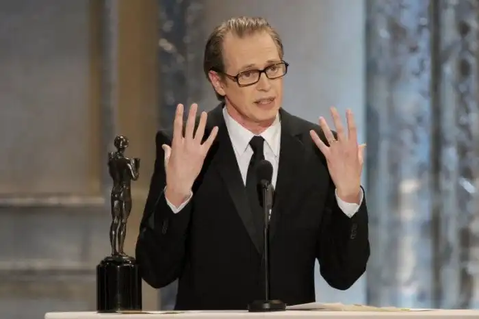 12 голливудских знаменитостей, которые стали героями в реальной жизни