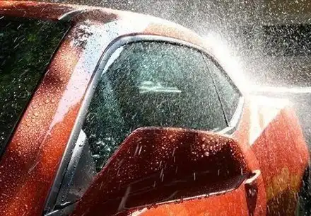 Любая услуга автомойки со скидкой 50%!