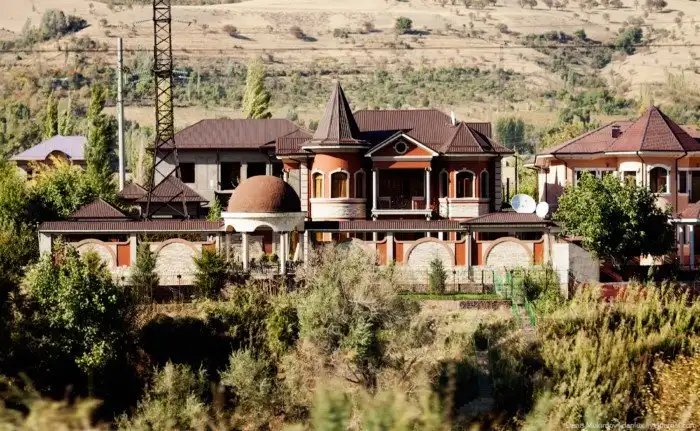 Горная жемчужина Узбекистана: Чарвакское водохранилище