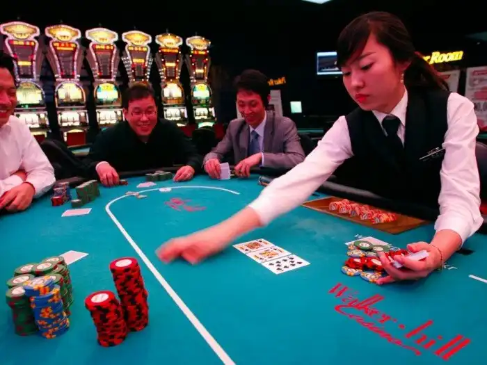 18 самых коррумпированных демократических стран