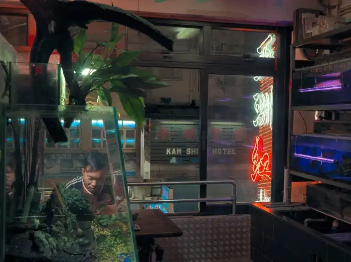 Завораживающие сцены из кино в каждом кадре. Фотограф Уинг Шья