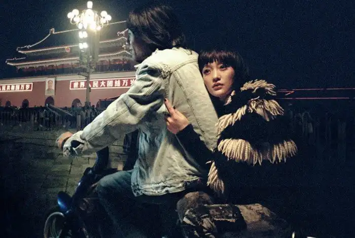 Завораживающие сцены из кино в каждом кадре. Фотограф Уинг Шья