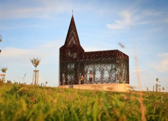 Странные и необычные достопримечательности в Бельгии