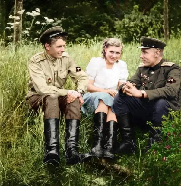 Фронтовые будни бойцов гвардейской артиллерийской дивизии прорыва РГК