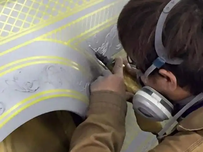 Спорткар Nissan GT-R в «самурайском» обвесе