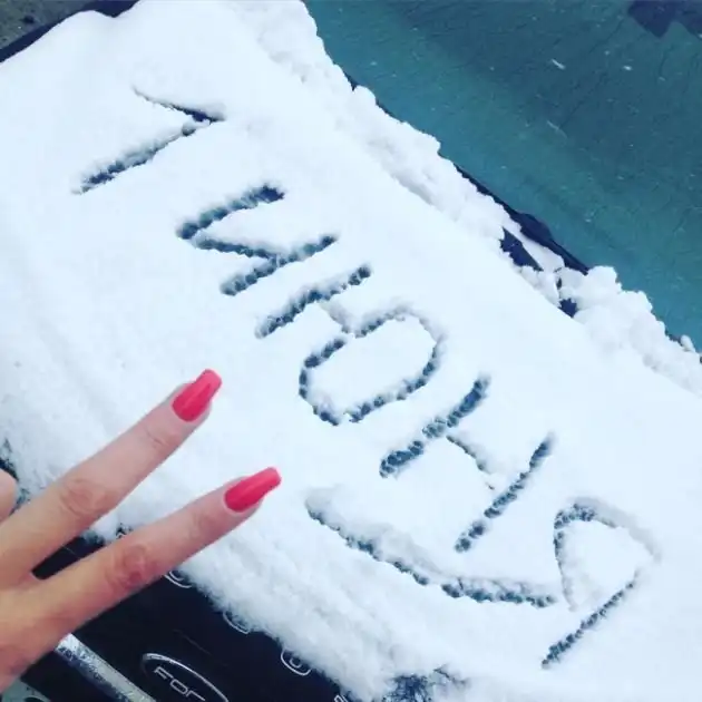 Снег в июне