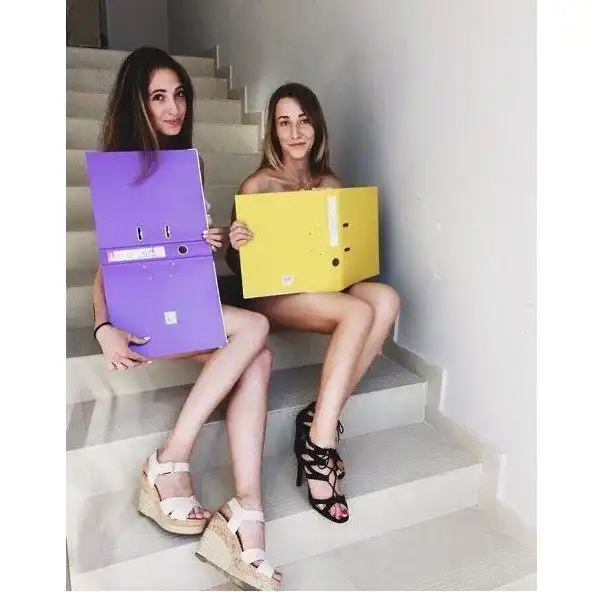 Президент Беларуси призвал "раздеться и работать"