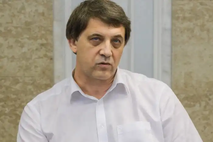 Как работает крупнейший нефтеперерабатывающий завод в России