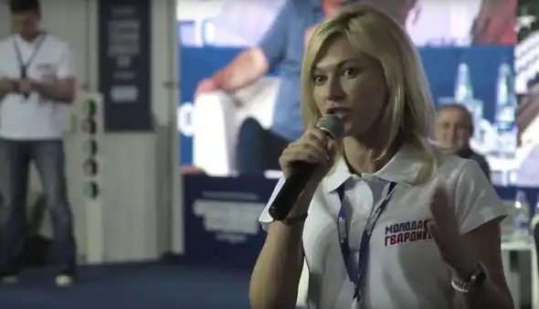 В интернете появилась петиция с требованием уволить депутата, нахамившего девушке за вопрос