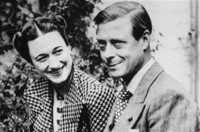 «Все могут короли»: самые скандальные неравные браки в европейской истории