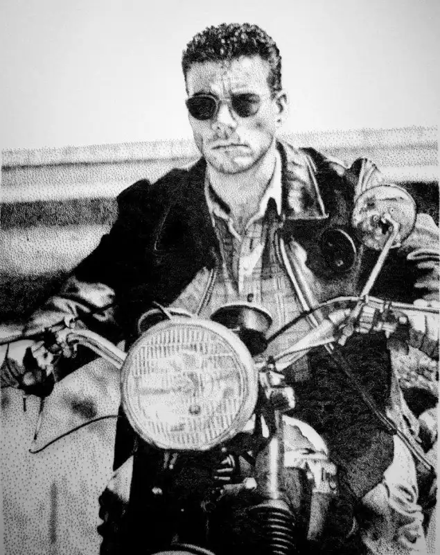 Точечная работа: потрясающие скульптуры из сотен тысяч гвоздей