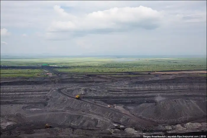 Как в Хакасии добывают уголь открытым способом