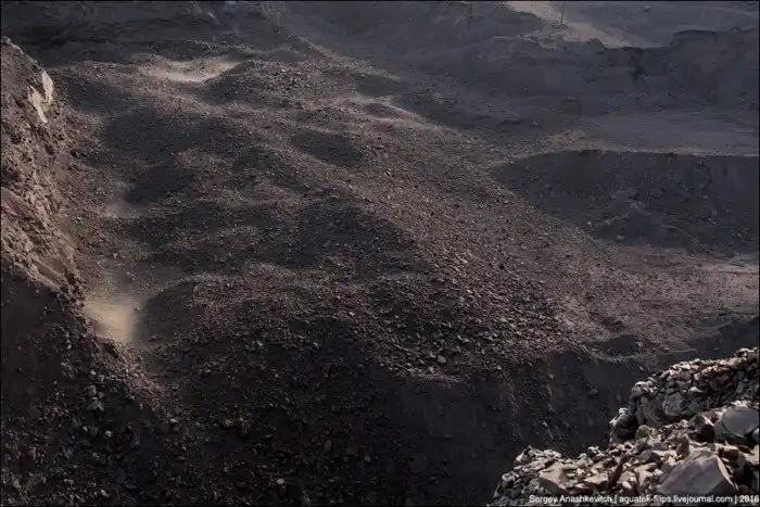 Как в Хакасии добывают уголь открытым способом