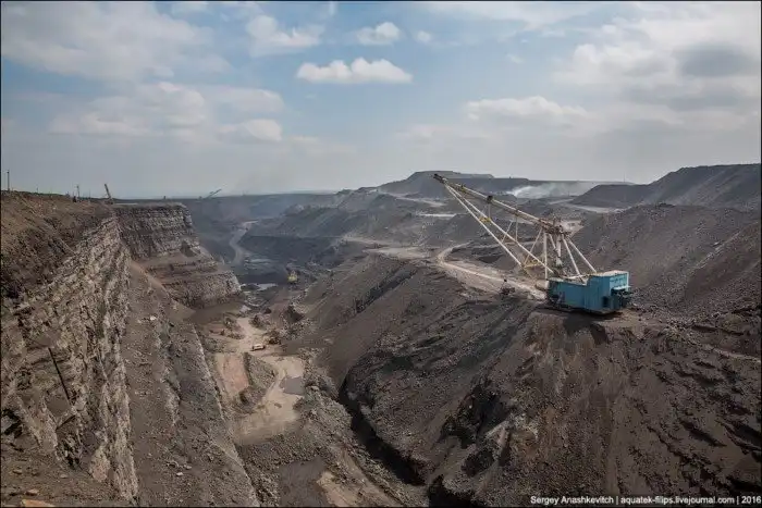 Как в Хакасии добывают уголь открытым способом