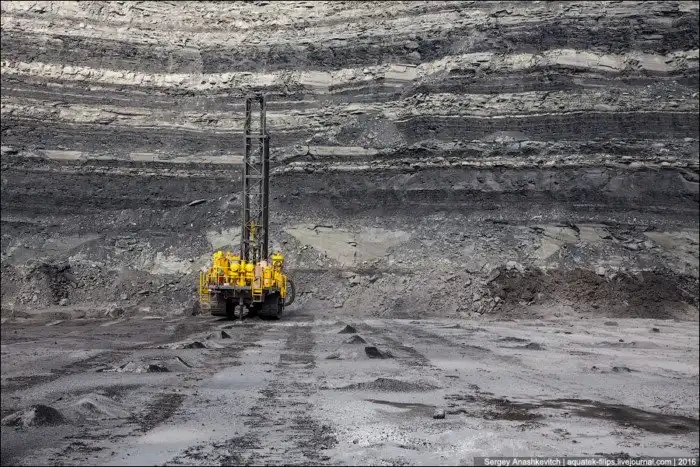 Как в Хакасии добывают уголь открытым способом