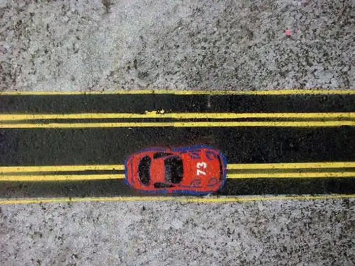 Великолепный стрит-арт на дорогах Монреаля от Питера Гибсона