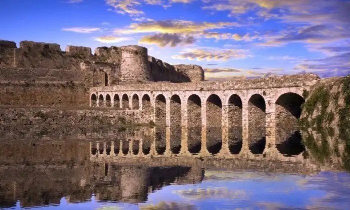 7 «мифических» мест в Греции, которые стоит увидеть своими глазами