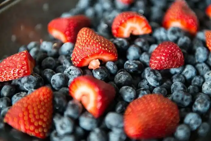 7 веществ, вредящих зубам, о которых вы даже не подозревали