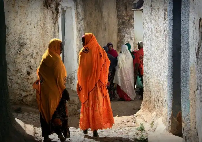 Топ-9 худших для жизни городов мира