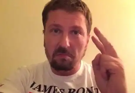 На Украине в одном доме повесили Русский флаг! Активисты вне себя от ярости!