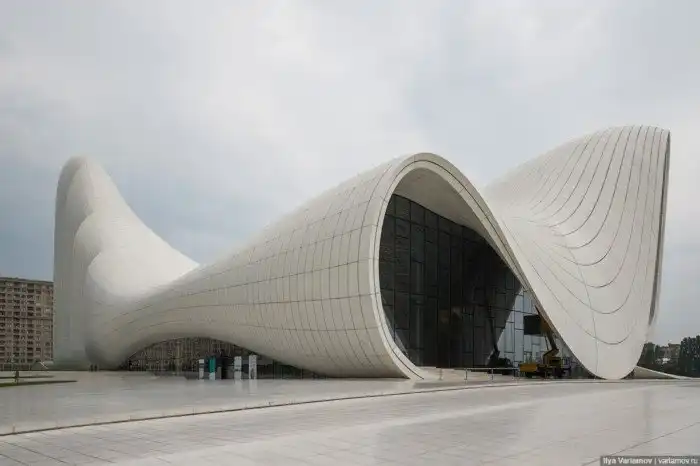 Самое красивое здание Азербайджана