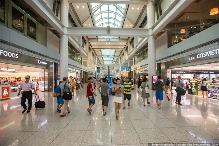 Один из самых крутых аэропортов мира